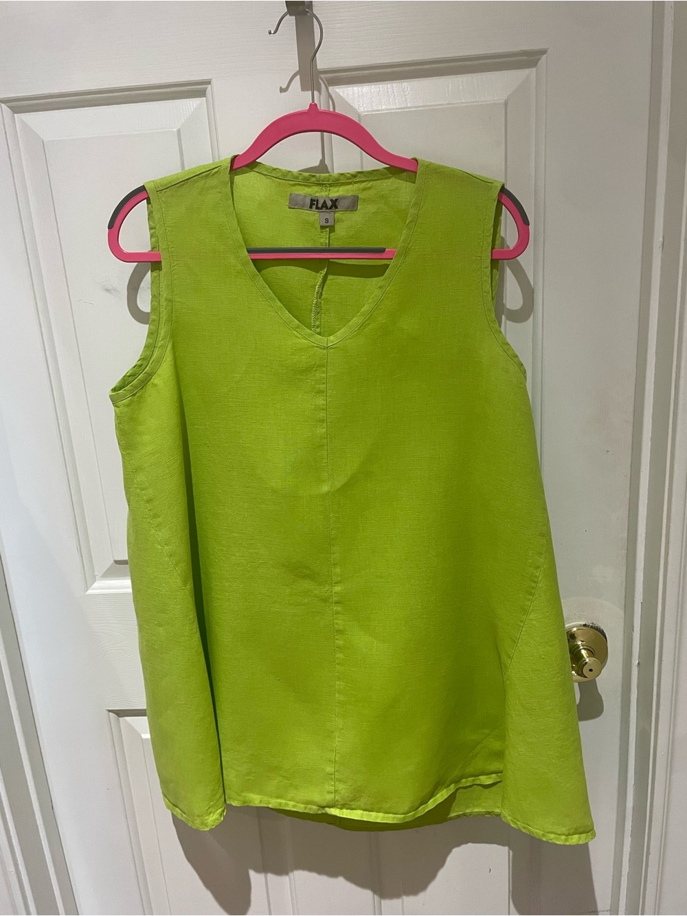 Flax Lime Green Sleeveless V-Neck Linen Tank